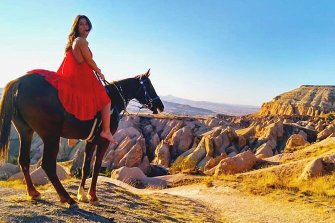 Horse Riding in Cappadocia in fairy chimeys - What the 45 dollar price includes in practical terms
