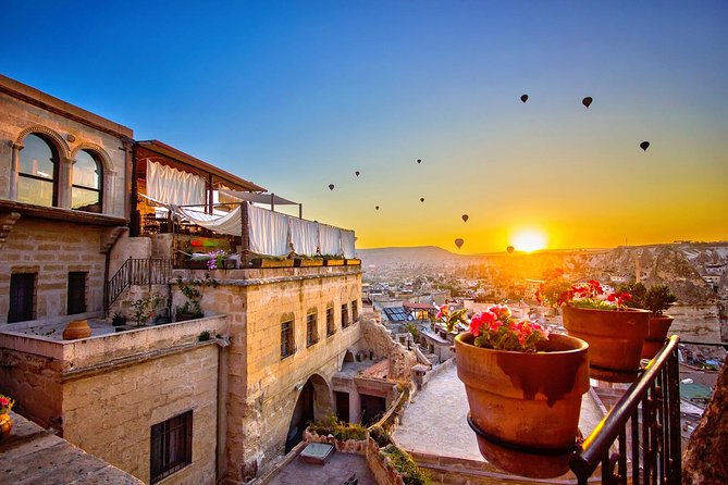 Hot Air Balloon, Best of Red and Green Guided 1-Day Tour - Love Valley and Pasabag’s chimney towers