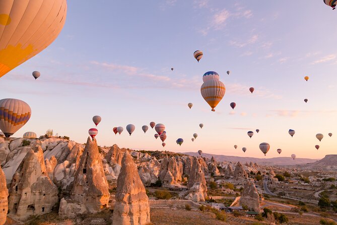 Hot Air Balloon Ride at Sunrise in Goreme, Cappadocia - Why sunrise is the right time for Love Valley