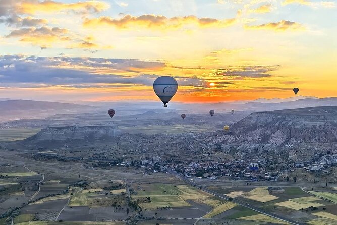 Hot Air Balloon Ride in Cappadocia / Goreme - Why Cappadocia looks best from a balloon