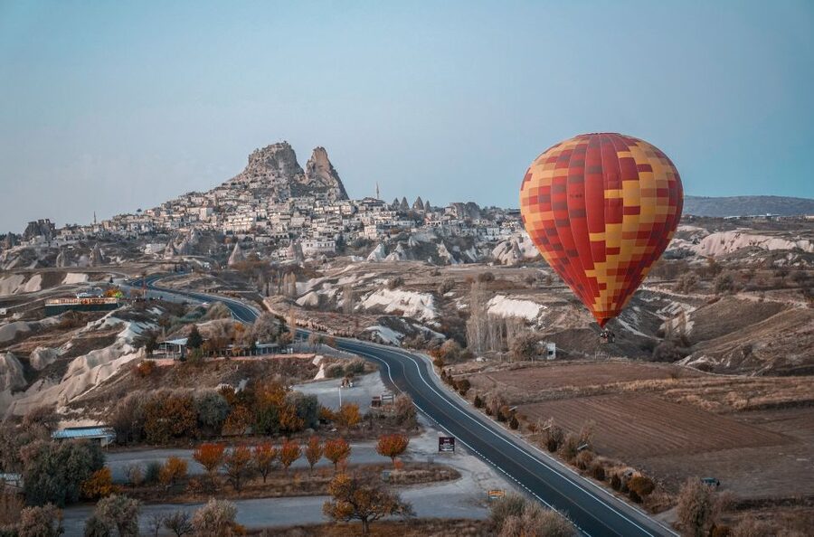 Hot air balloons in Goreme red valley - The Early Pickup and Sunrise Start
