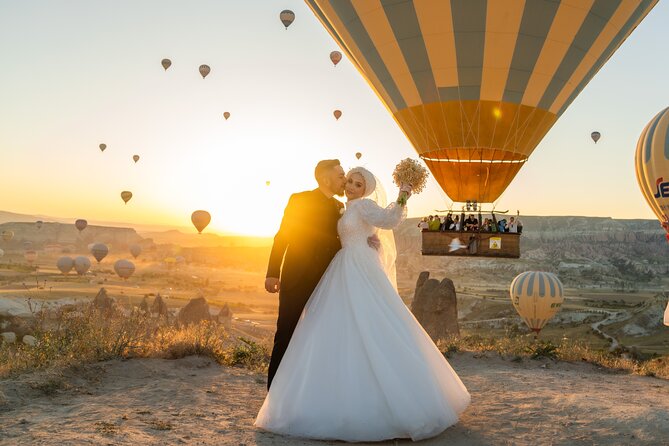 Photoshoot Experience in Cappadocia with Flying Dress - What happens at 5:00 am