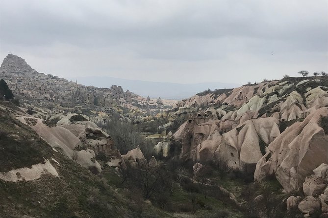 Private Departure Transfer: Cappadocia Hotel to Kayseri or Nevsehir Airports - Sedan or minivan for up to eight people