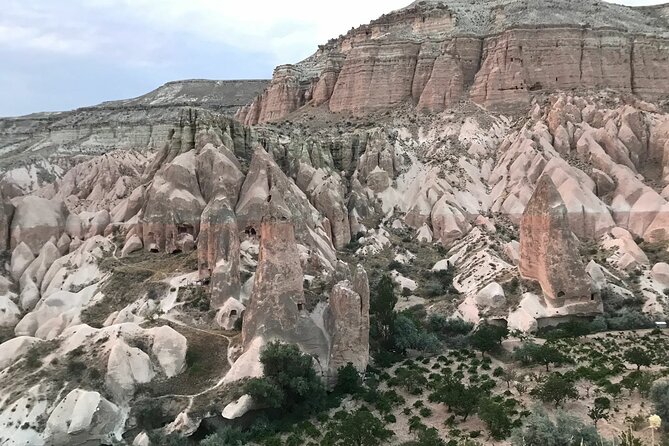 Rose Valley Sunset Hiking in Cappadocia - How much help does the guide add?