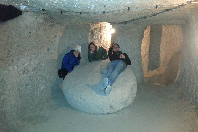 Southern Cappadocia Tour with Ihlara Canyon - The onyx workshop adds a commercial stop
