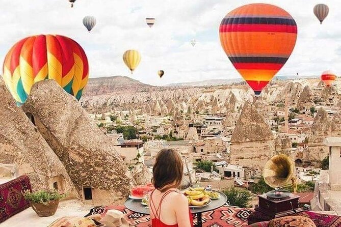 Sunrise Hot Air Balloon Flights in Goreme Valleys - Why Cappadocia Looks Best Before Breakfast