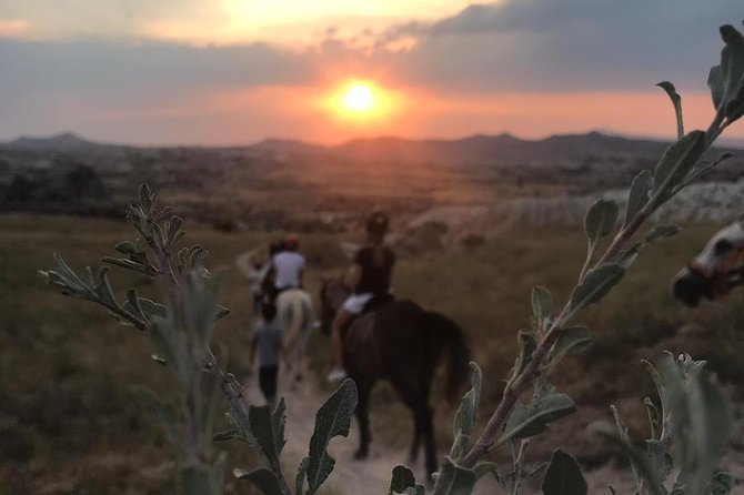 Sunset Horsebackriding-Tour through the Valleys of Cappadocia - Rose Valley at a slow walking pace