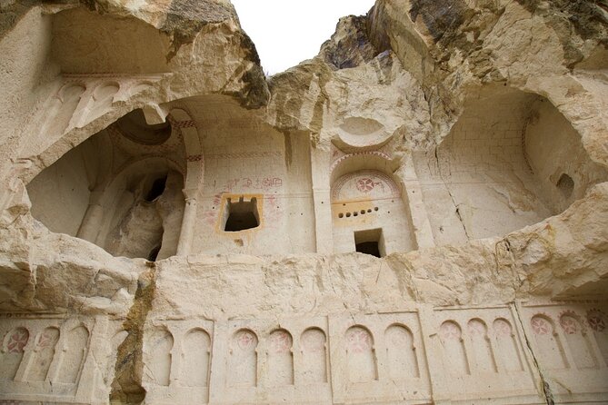 Underground City and Hıkıng Tour İn Cappadocia - Eight levels below Derinkuyu