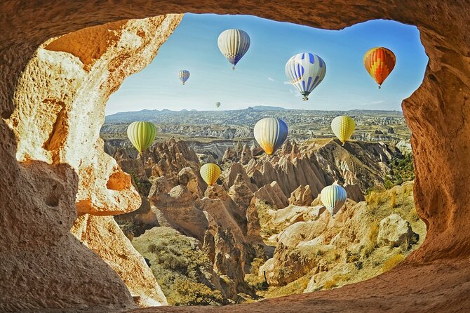 Watching Balloons on Cappadocia Sky(People Have Fear of Heights) - What the shared minibus is like